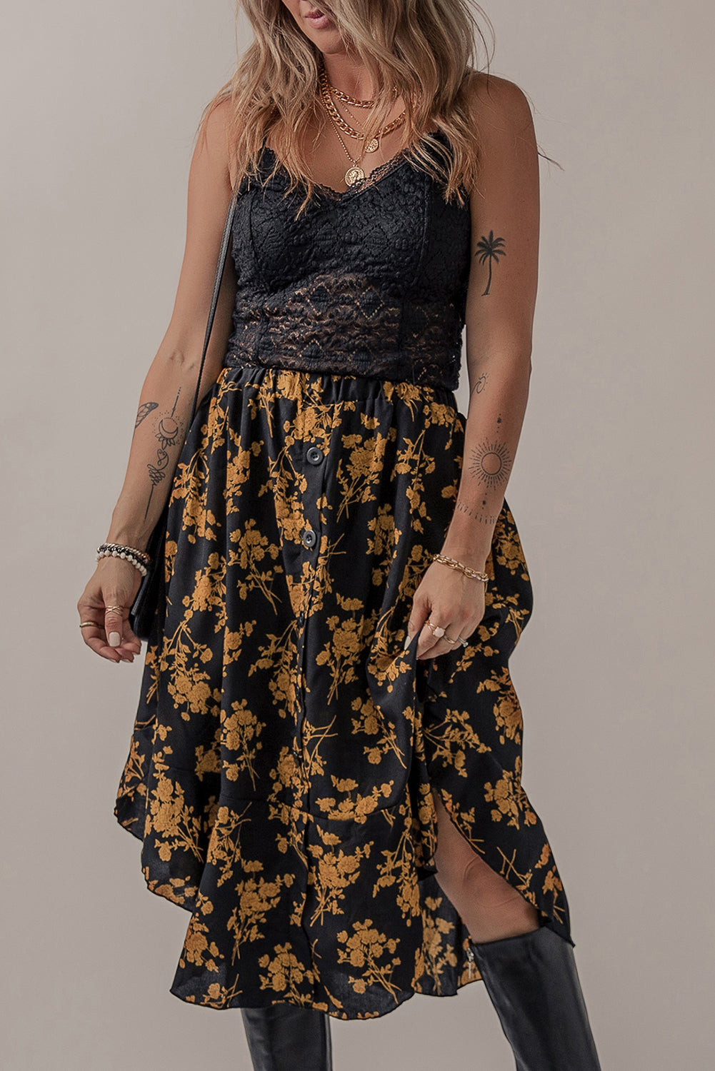 Black Printed Elastic Waist Button Decor Floral Ruffle Skirt